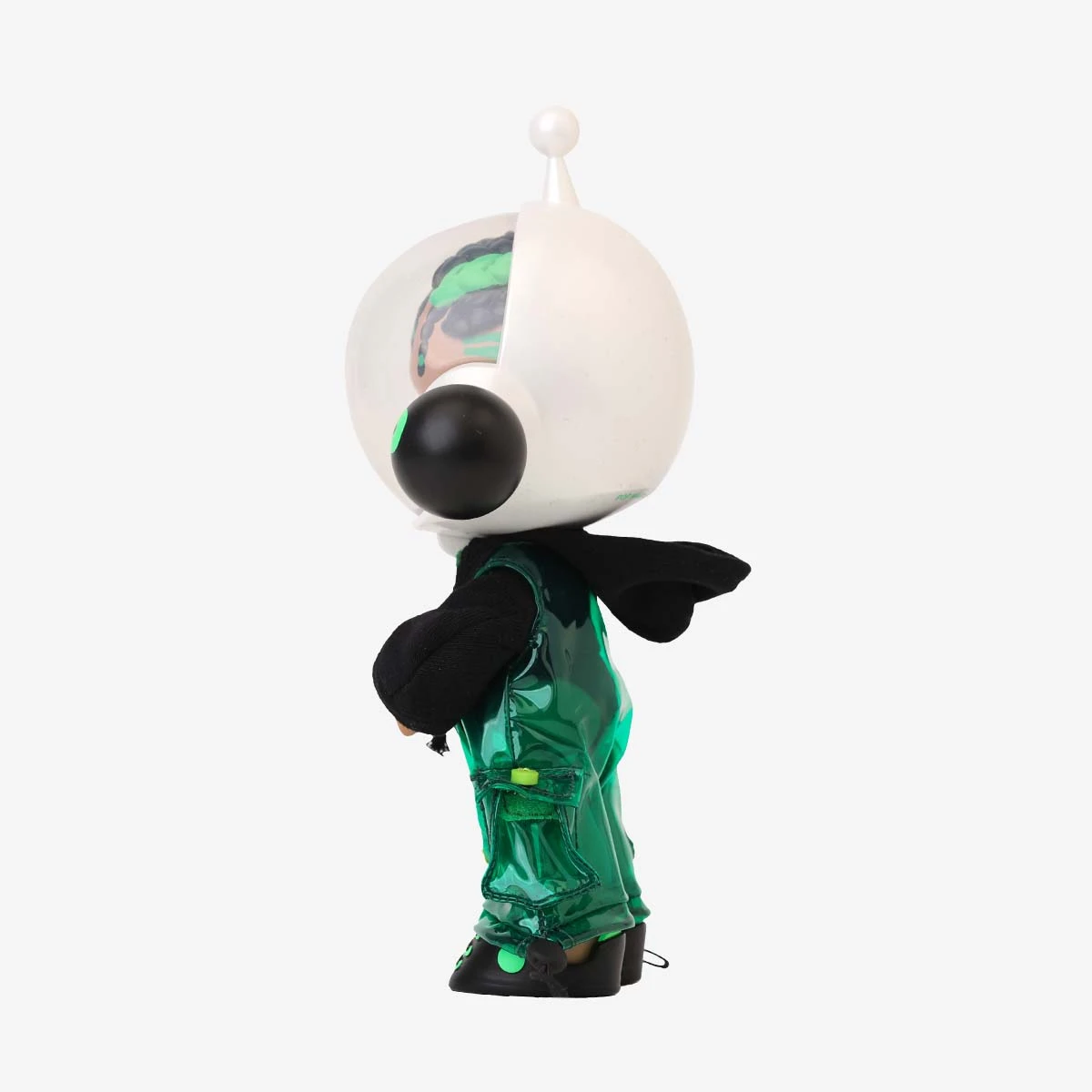 SKULLPANDA OOTD The Wild Green Figurine 2 SKULLPANDA OOTD The Wild Green Figurine - Image 2